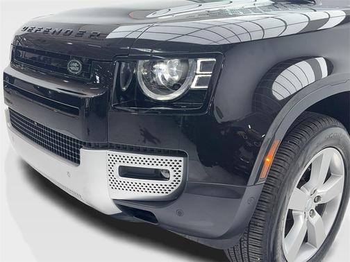 2024 Land Rover Defender 110 P300