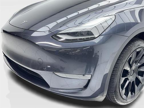 2024 Tesla Model Y Long Range Dual Motor All-Wheel Drive