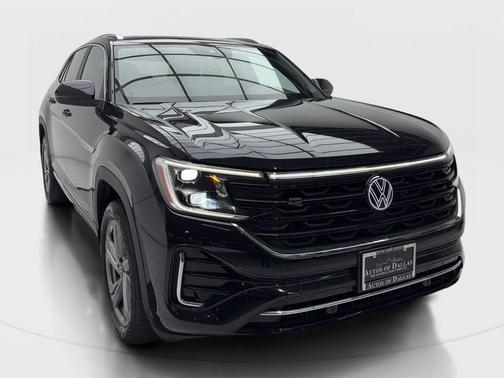 Deep Black Pearl 2024 Volkswagen Atlas Cross Sport 2.0T SEL