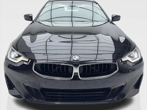 2024 BMW 230 i
