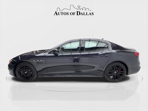 2022 Maserati Ghibli Modena Q4