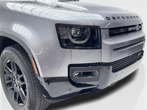 2023 Land Rover Defender 110 X-Dynamic SE