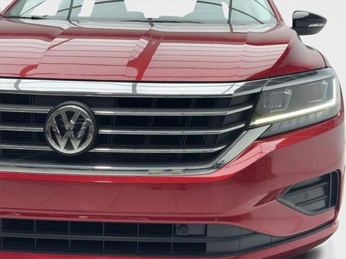 2022 Volkswagen Passat 2.0T Limited Edition