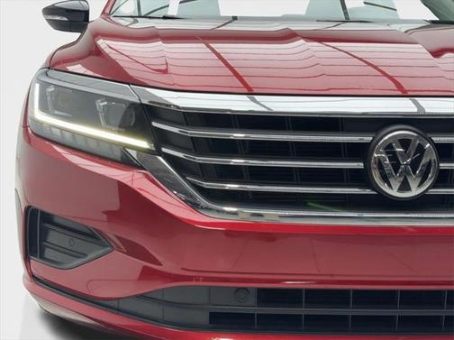 2022 Volkswagen Passat 2.0T Limited Edition