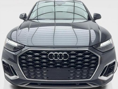 2022 Audi Q5 45 S line Premium