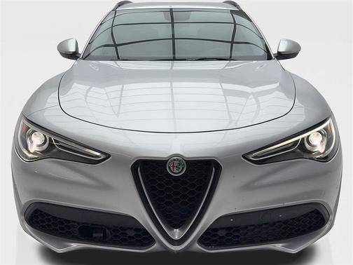 2019 Alfa Romeo Stelvio Sport