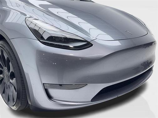 2024 Tesla Model Y Performance Dual Motor All-Wheel Drive