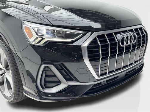 2020 Audi Q3 45 S line Premium Plus