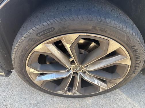 2020 Audi Q3 45 S line Premium Plus