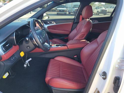 2023 Genesis G70 2.0T RWD