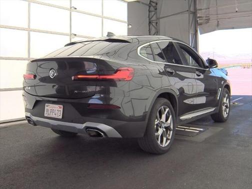2024 BMW X4 xDrive30i