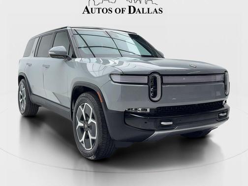 2024 Rivian R1S Adventure