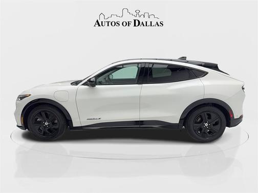 2021 Ford Mustang Mach-E California Route 1