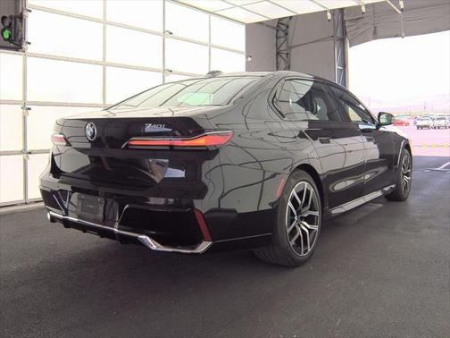 2024 BMW 740 Li