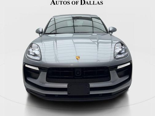 Dolomite Silver Metallic 2024 Porsche Macan Macan