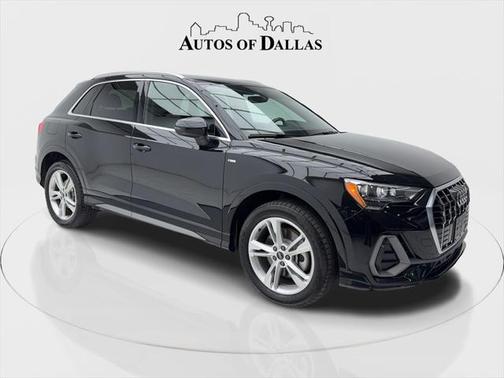 2022 Audi Q3 45 S line Premium