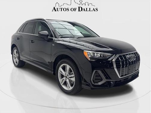 2022 Audi Q3 45 S line Premium