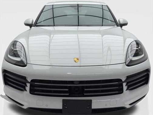 2022 Porsche Cayenne Platinum Edition