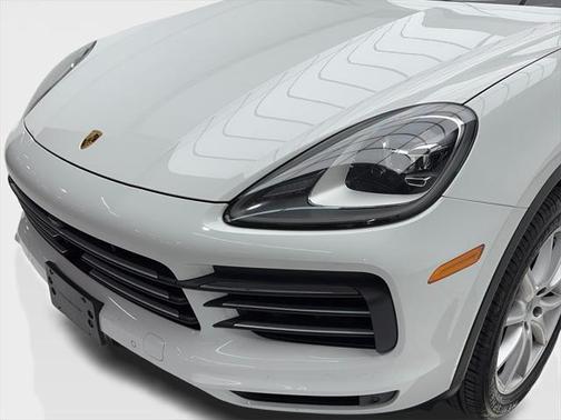 2022 Porsche Cayenne Platinum Edition