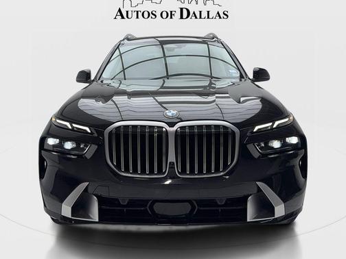 Black Sapphire Metallic 2024 BMW X7 xDrive40i