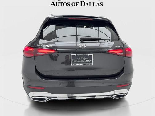 Gray 2024 Mercedes-Benz GLC 300 4MATIC