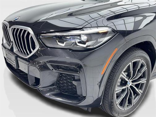 2023 BMW X6 xDrive40i