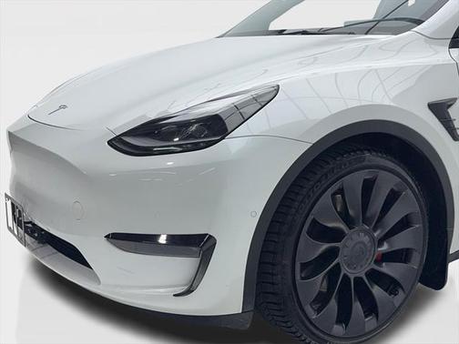 2022 Tesla Model Y Performance Dual Motor All-Wheel Drive