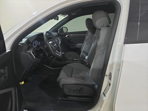 2023 Audi Q3 Premium 45 TFSI S line quattro Tiptronic