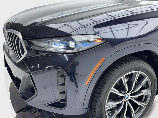 2025 BMW X6 xDrive40i