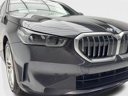 2024 BMW 530 i