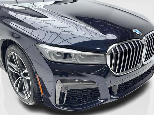 2020 BMW 740 740i