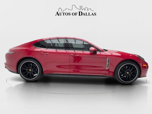2023 Porsche Panamera Platinum Edition