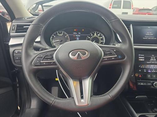 2021 INFINITI QX50 LUXE