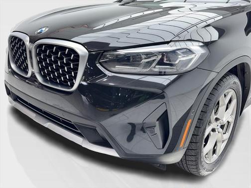 2024 BMW X4 xDrive30i