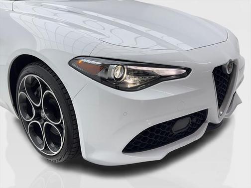 2022 Alfa Romeo Giulia Ti