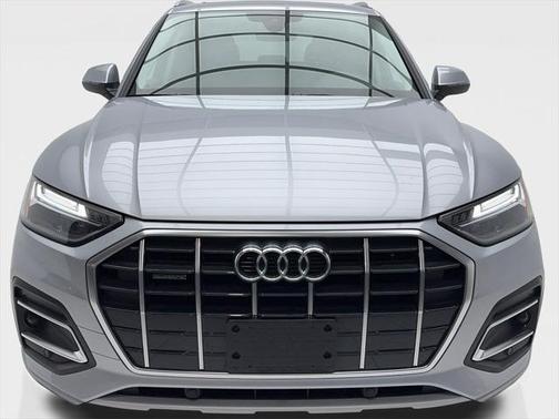 2022 Audi Q5 40 Premium