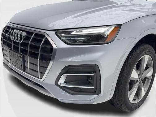 2022 Audi Q5 40 Premium