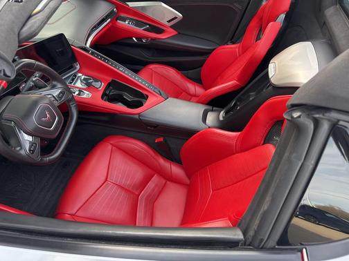 2023 Chevrolet Corvette Stingray w/3LT