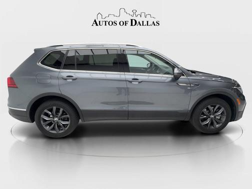 Platinum Gray Metallic 2023 Volkswagen Tiguan 2.0T SE