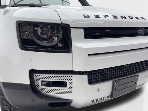 2024 Land Rover Defender 110 P300