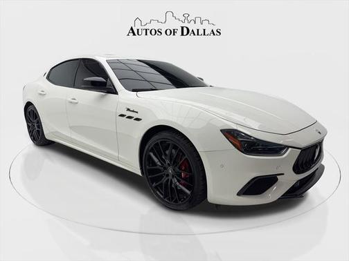 2023 Maserati Ghibli Modena