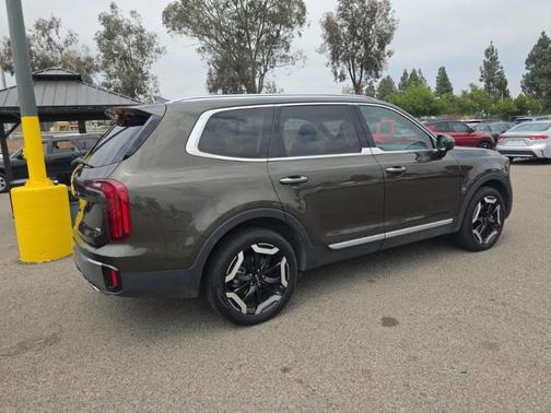 Dark Moss 2025 Kia Telluride S