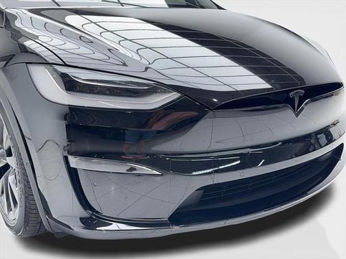 2022 Tesla Model X Plaid Tri Motor All-Wheel Drive