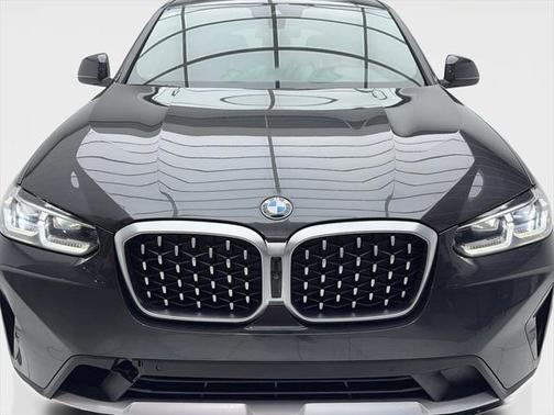 2024 BMW X4 xDrive30i