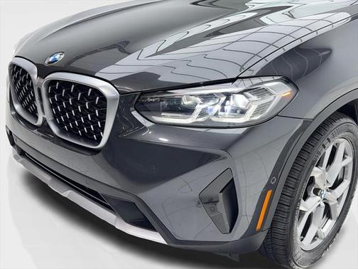 2024 BMW X4 xDrive30i