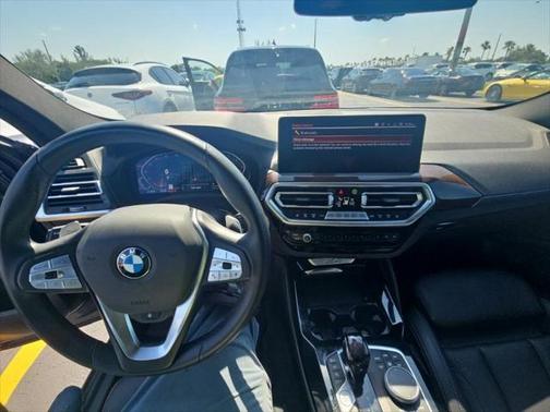 2024 BMW X4 xDrive30i