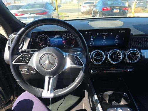 2024 Mercedes-Benz GLB 250 Base