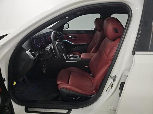 Alpine White 2024 BMW 330 330i