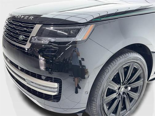 2023 Land Rover Range Rover P400 SE