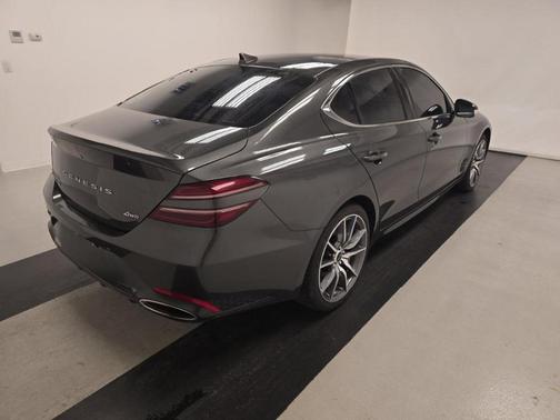 Makalu Gray 2024 Genesis G70 2.5T AWD